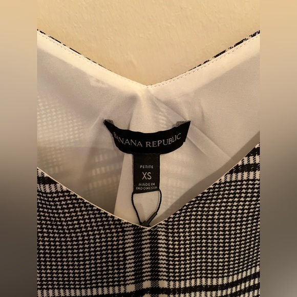 Banana Republic camisole - Picture 3 of 5